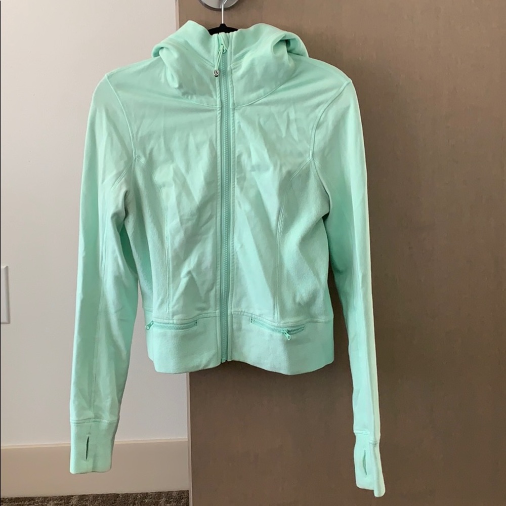 Only worn once lululemon sweatshirt